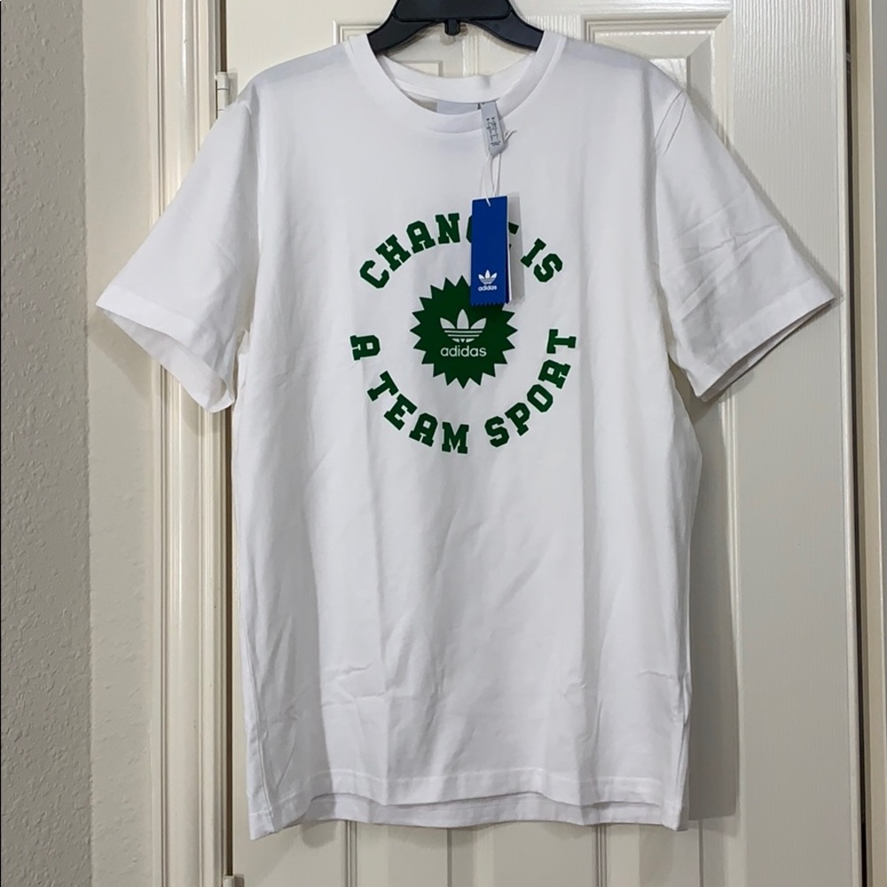 Adidas CTS CIRCLE Men’s T-Shirt - Size L